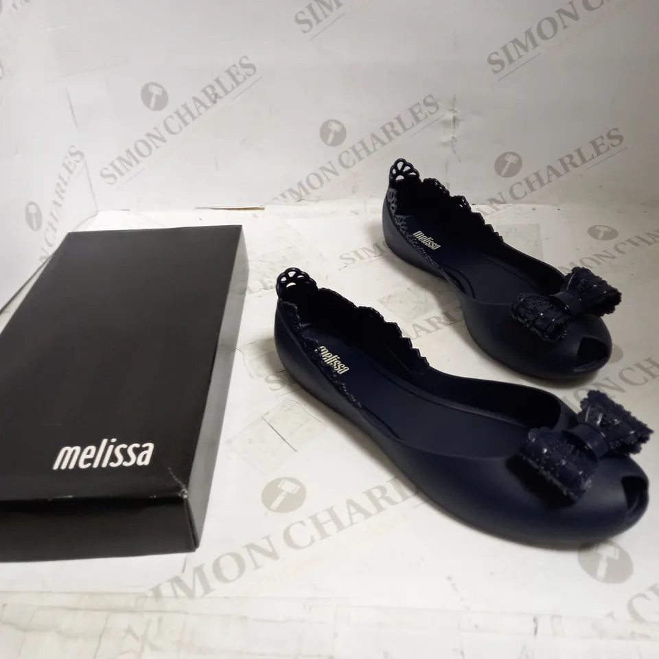 MELISSA QUEEN FRILL VAVY SIZE 38 