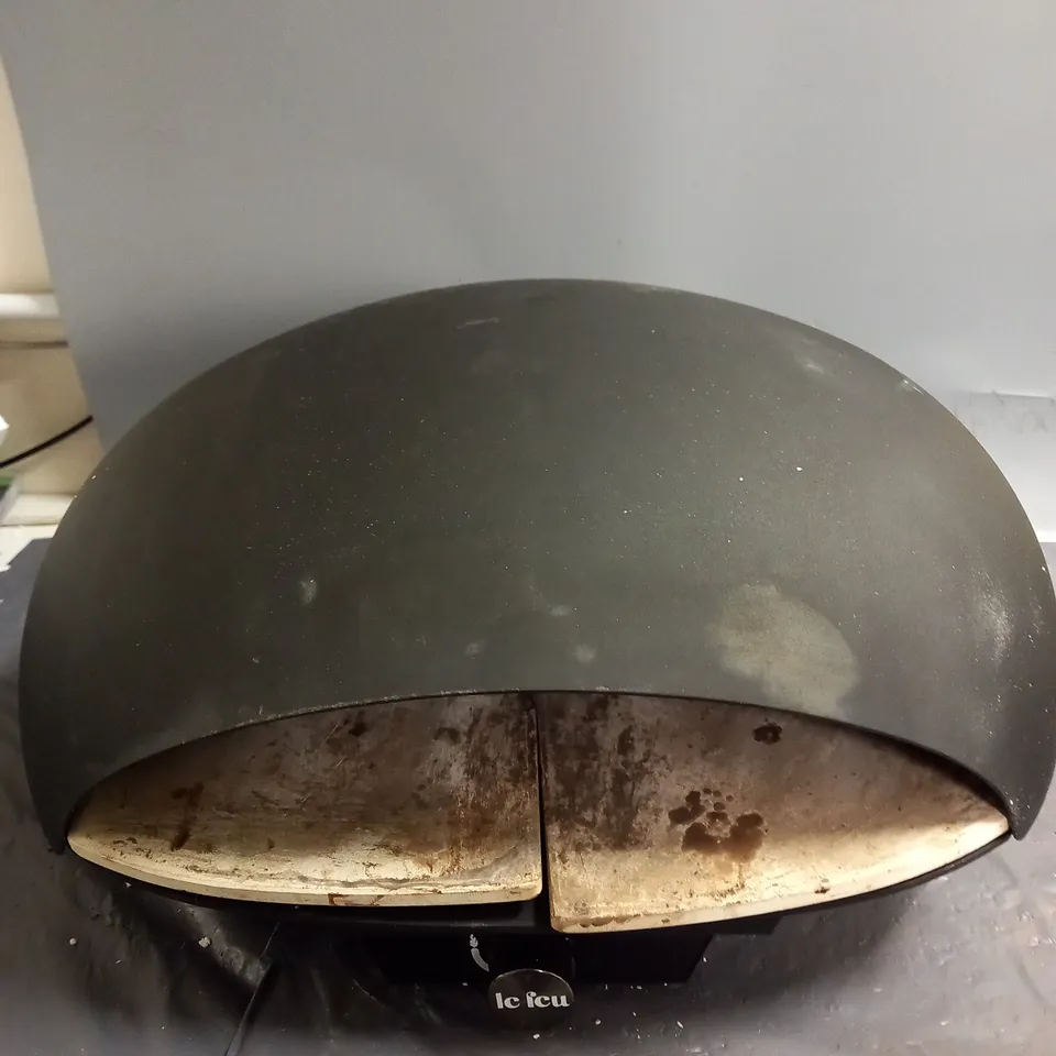 BOXED LE FEU TURTLE 2.0 PIZZA OVEN - COLLECTION ONLY