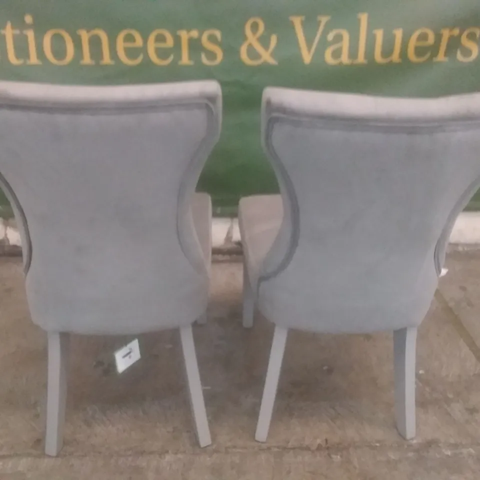 SET OF 2 NEW BEWLEY GREY VELVET BUTTON BACK DINING CHAIRS (GREY LEG)