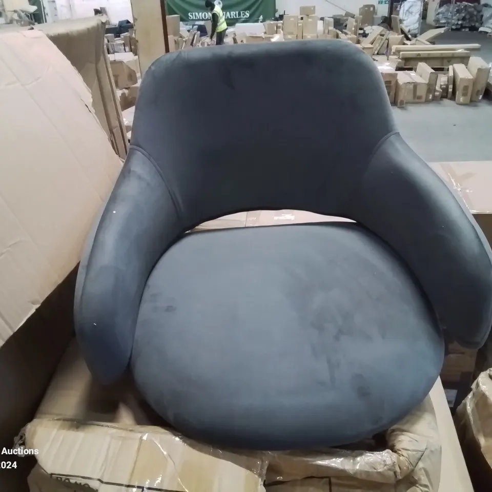 BOXED VELVET CURVED BACK SINGLE OFFICE CHAIR IN GREY