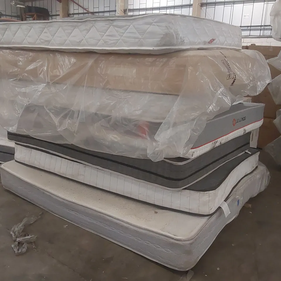 PALLET CONTAINING APPROXIMATELY 7x ASSORTED MATTRESSES 