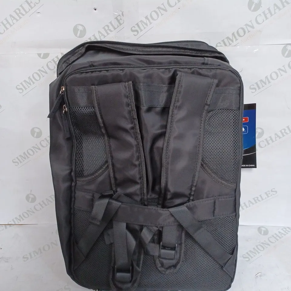 LUGG LARGE CAPACITY BACKPACK - BLACK // SIZE: 40 X 30 X 20CM