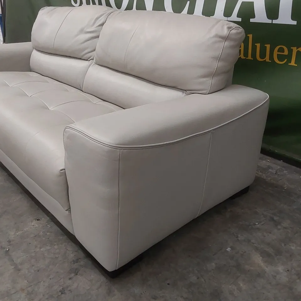QUALITY DESIGNER ITALIAN MADE LARGE MARCOS LEATHER 4 SEATER SOFA - WHITE GREY