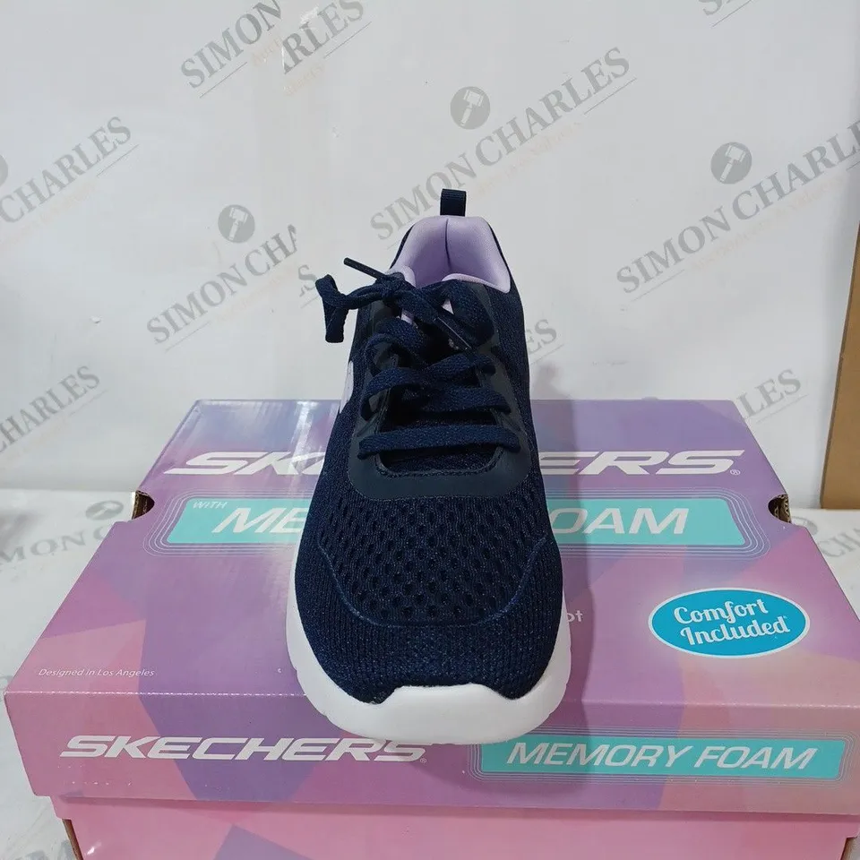 BOXED NAVY BLUE SKETCHERS TRAINING SHOES SIZE 7 