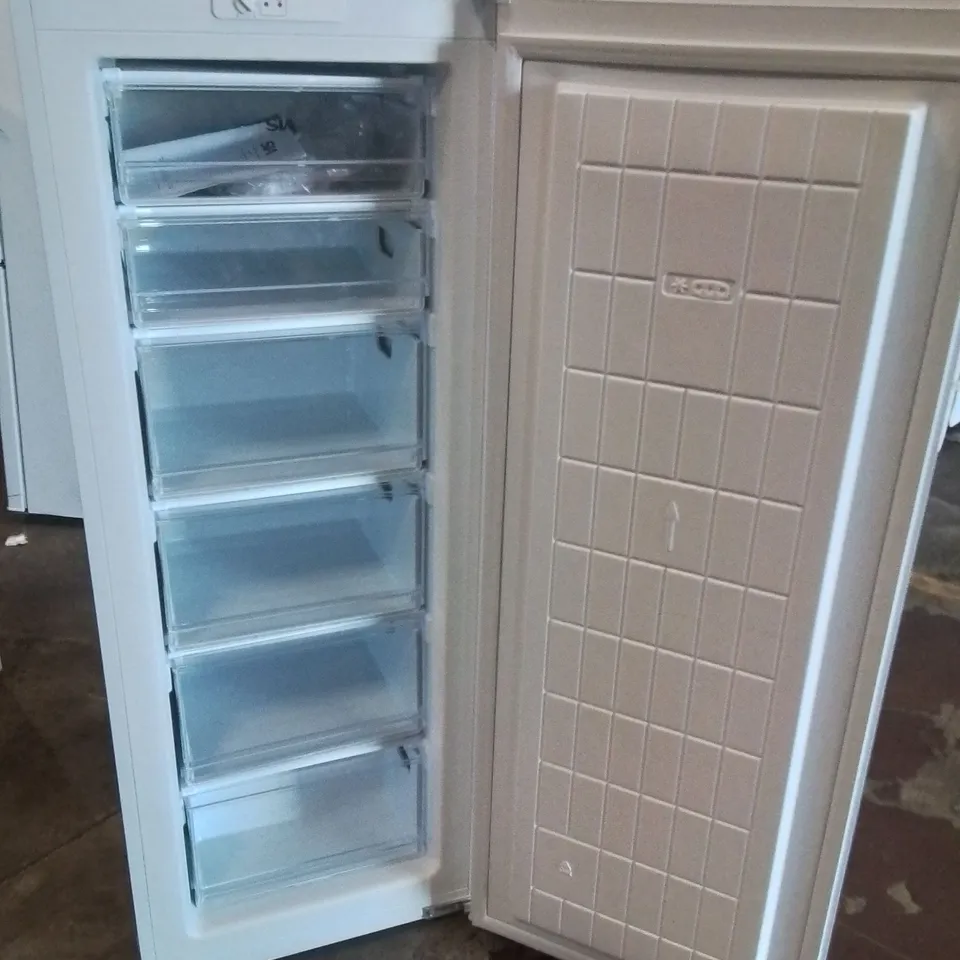 160L FREESTANDING UPRIGHT SINGLE DOOR FREEZER SIA SFZ144W -WHITE-