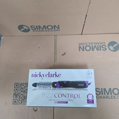 NICKY CLARKE FRIZZ CONTROL 1000W AIR STYLER WITH ATTACHMENTS