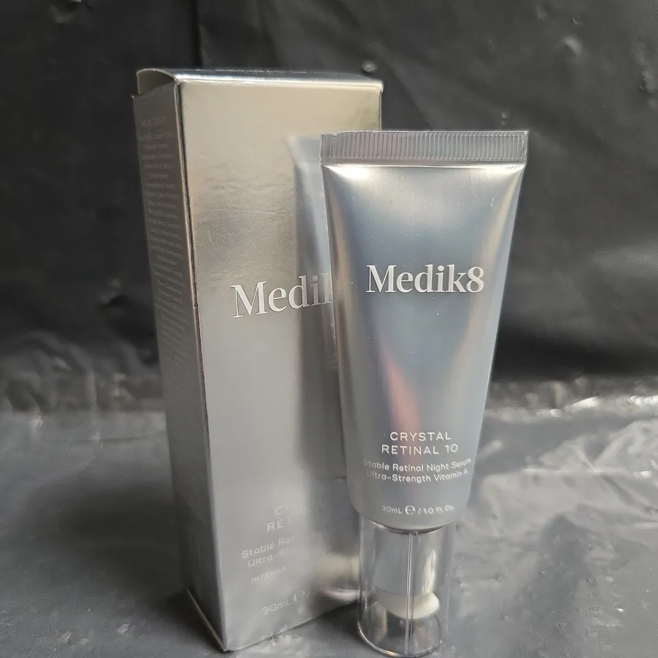 MEDIK8 CRYSTAL RETINAL 10 NIGHT SERUM (30ML)