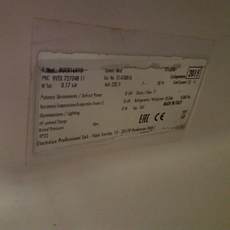 ELECTROLUX UNDERCOUNTER REFRIGERATOR, STAINLESS DOOR, 160L RUCR16X1