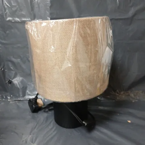 BOXED VALETTA TABLE LAMP 43CM 