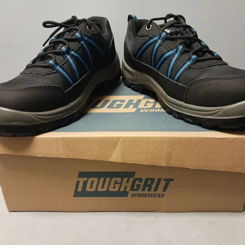 BOXED PAIR OF TOUGH GRIT ALDER 2 STEEL TOE SAFETY SHOES IN BLACK/BLUE UK SIZE 10