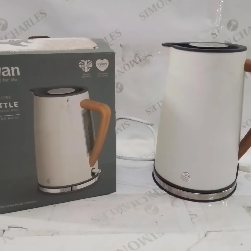 BOXED SWAN 1.7 LITRE COTTON WHITE KETTLE