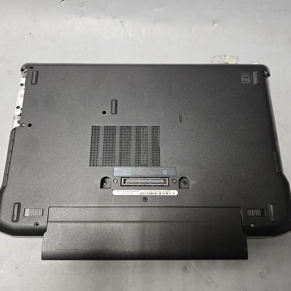 DELL LATITUDE E6330 LAPTOP 