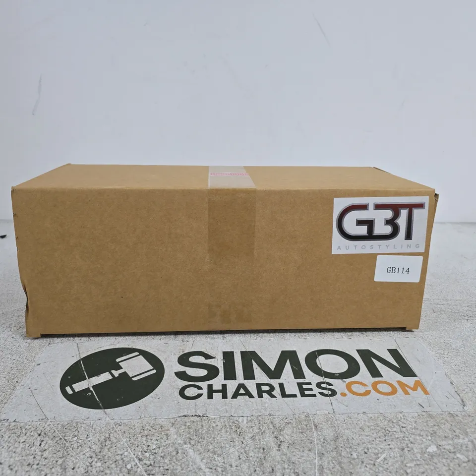 PAIR OF KIDNEY FRONT GRILLES VEHICLE PARTS BOXED
