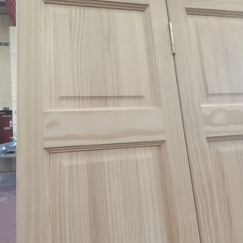 575 X 1937MM 4 PANEL BIFOLD INTERNAL DOOR