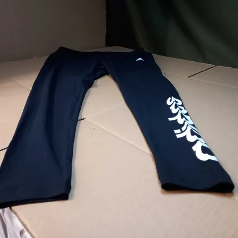 ADIDAS BLACK/LOGO FITNESS LEGGINGS - SIZE 24/26