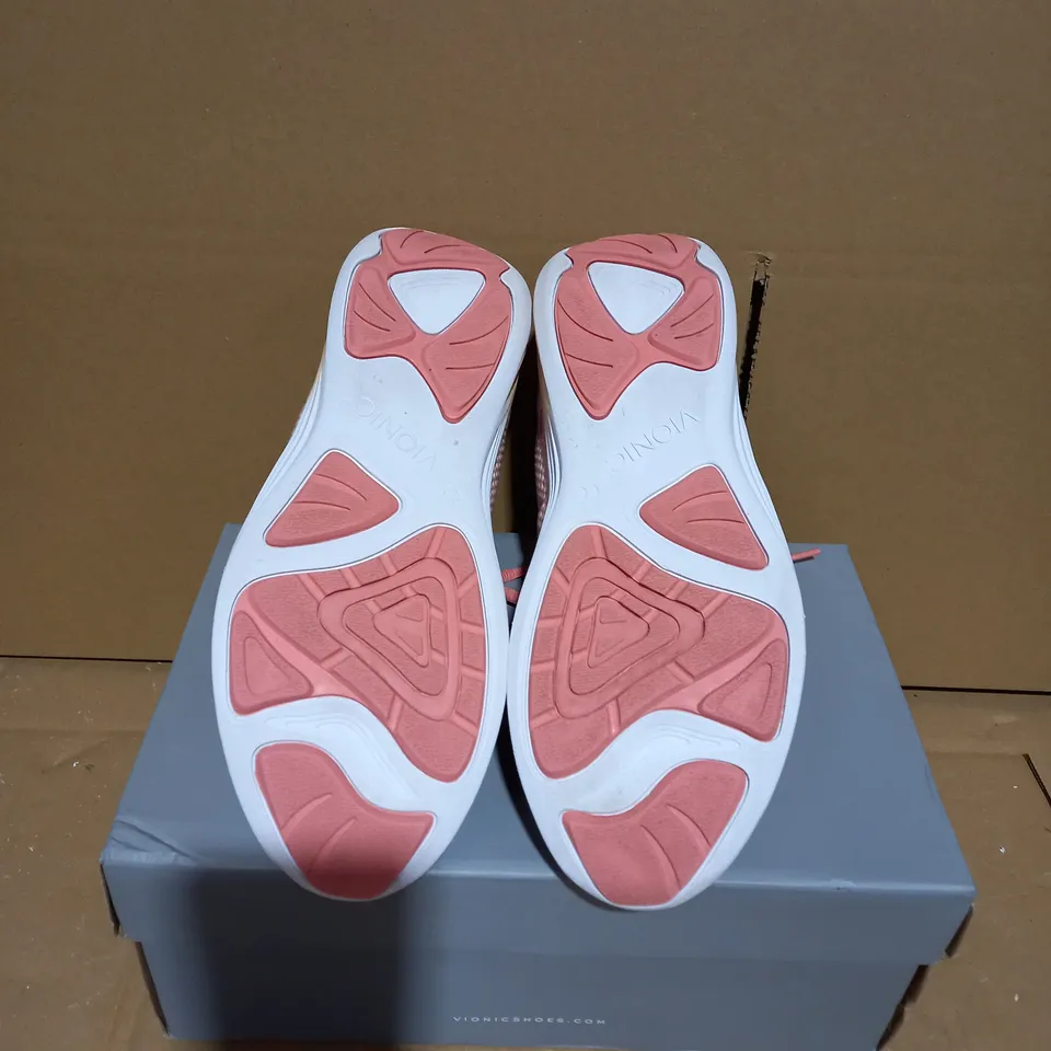 SIZE 5 VIONIC JOJO TRAINER ROSE