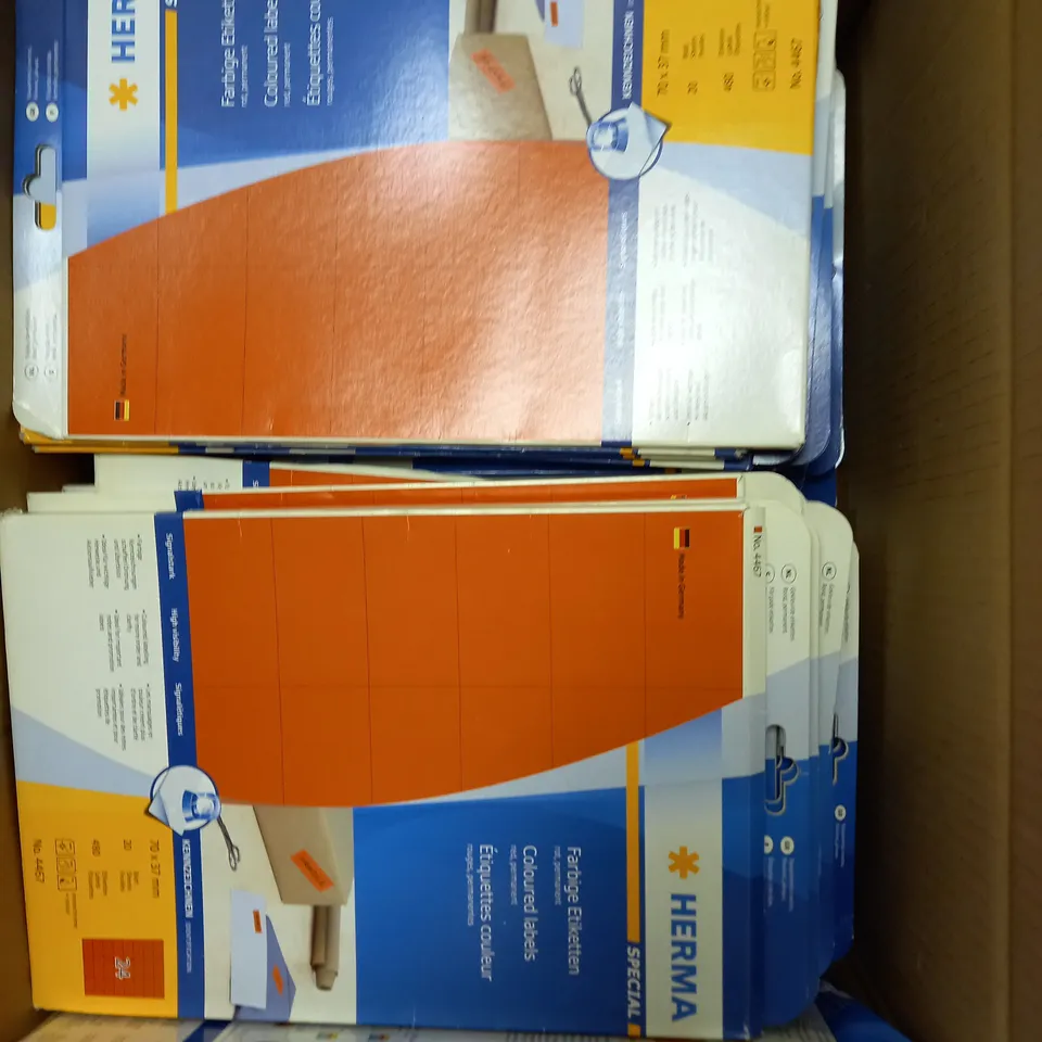 APPROXIMATELY 50 X PACKETS OF HERMA SPECIAL HIGH VISIBILITY COLOURED LABELS IN ORANGE 