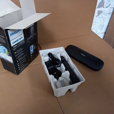 BOXED PHILIPS SONICARE ELECTRIC TOOTH BRUSH