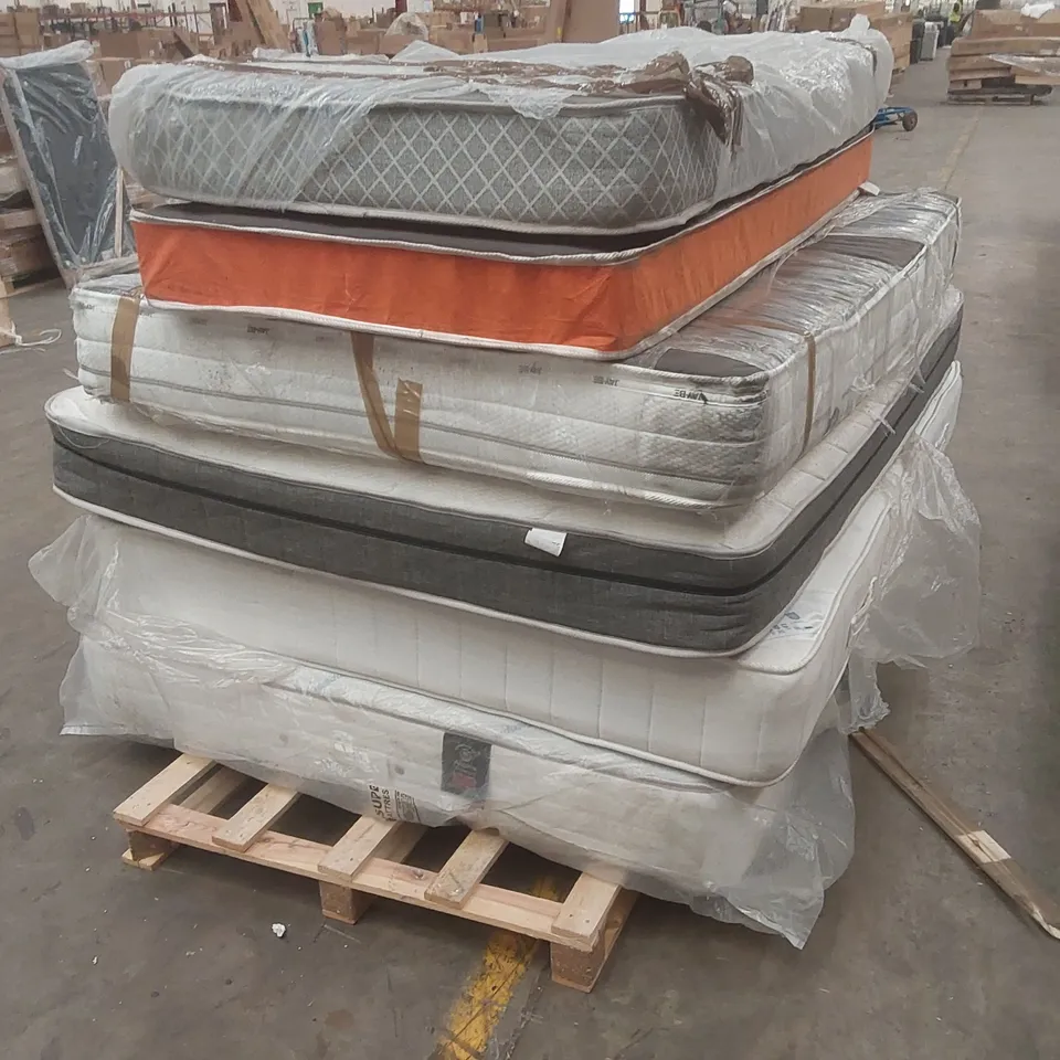 PALLET CONTAINING 6x ASSORTED MATTRESSES