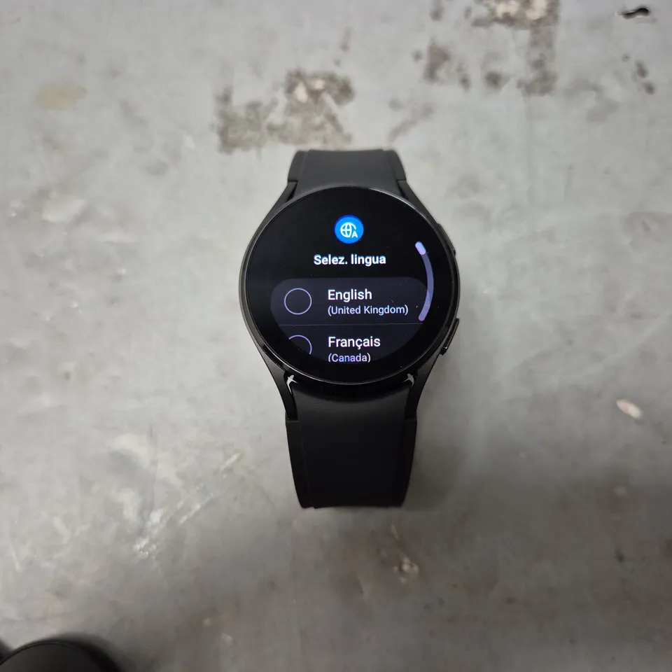 SAMSUNG GALAXY WATCH 4 