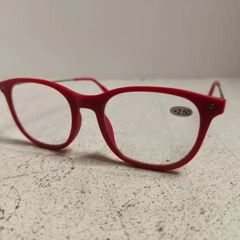 OWLY EYEWEAR RED READING GLASSES– +2.50 DIOPTRE