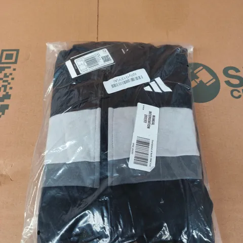 BAGGED ADIDAS TRACKSUIT - SIZE 11/12 YRS