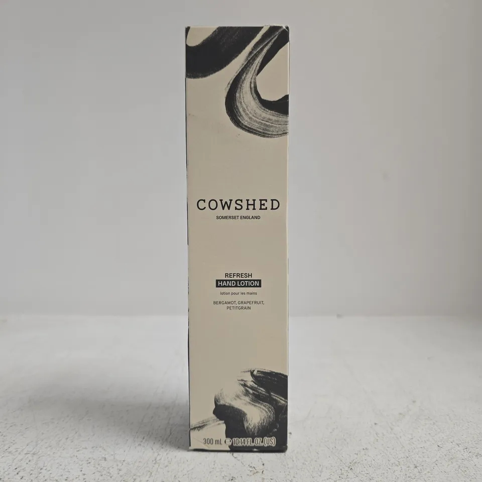 COWSHED REFRESH HAND LOTION – BERGAMOT, GRAPEFRUIT & PETITGRAIN, 300 ML (BOXED)