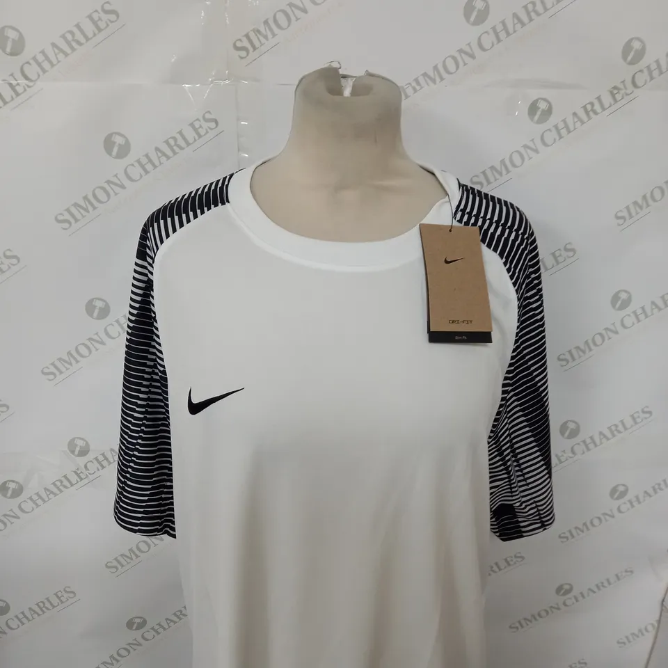 NIKE DRI-FIT CASUAL SHIRT SIZE XL