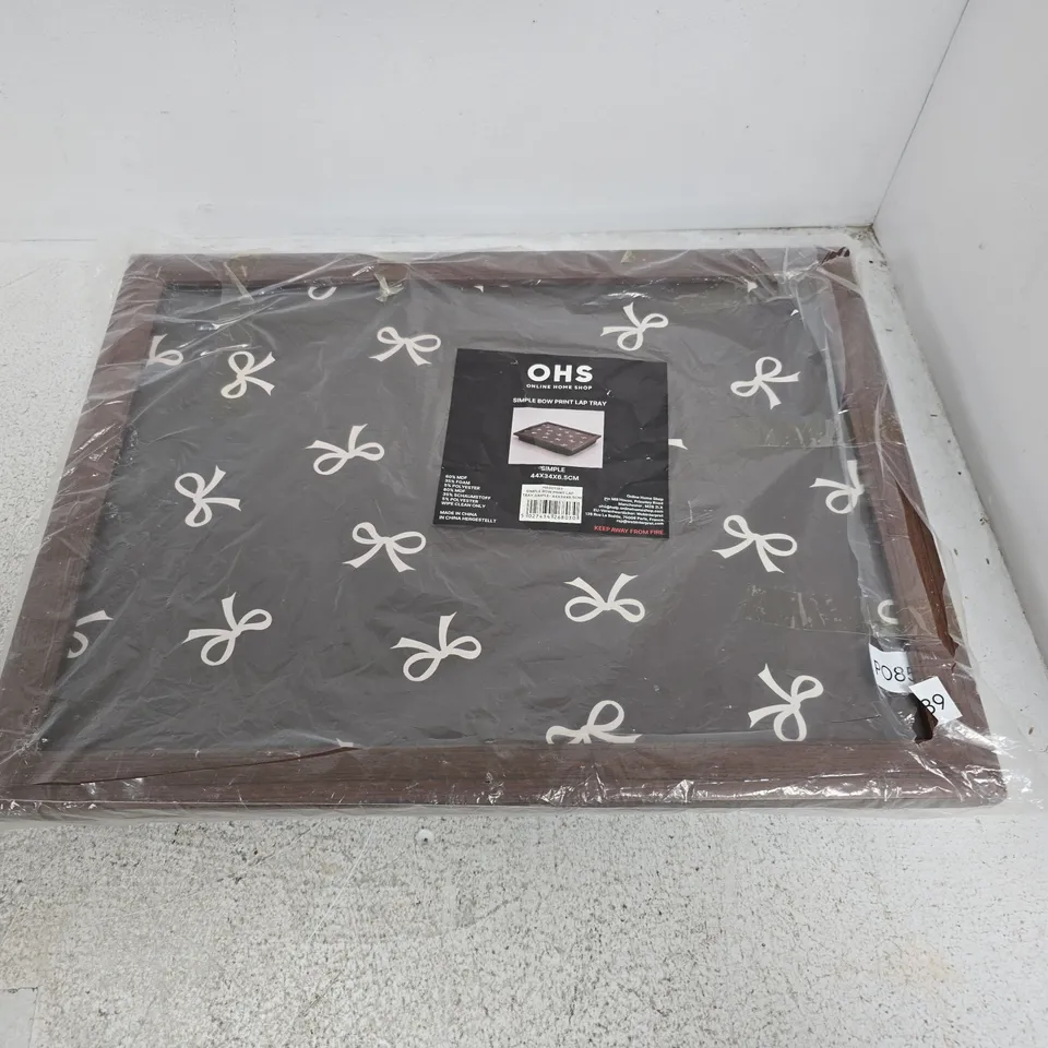 BAGGED OHS SIMPLE BOW PRINT LAP TRAY – BOW THEME