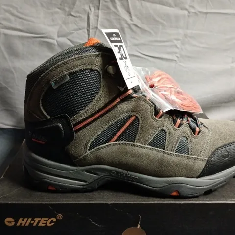 BOXED PAIR OF HI-TEC BANDERA II WP MEN'S WALKING BOOTS - CHARCOAL/GRAPHITE/BURNT ORANGE, UK 8