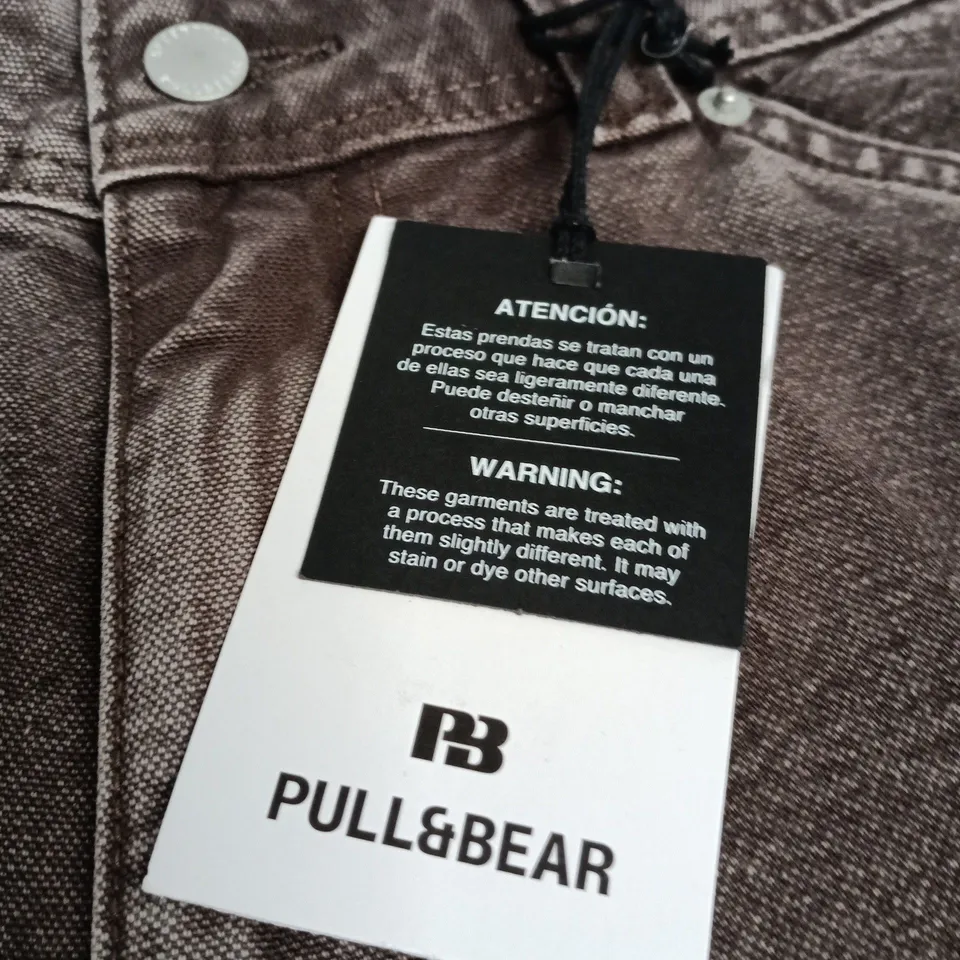 PULL&BEAR BROWN DENIM SHORTS – UK 31 (EU 40)