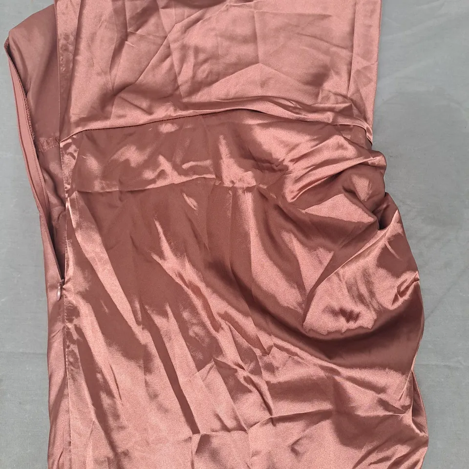 CIDER DRESS IN BROWN SIZE MEDIUM