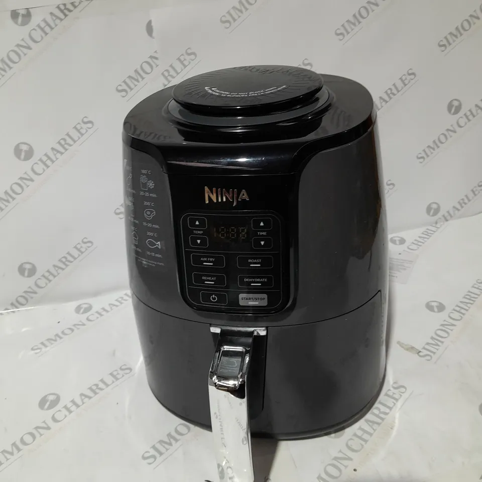 NINJA AIR FRYER 3.8L AF100UK