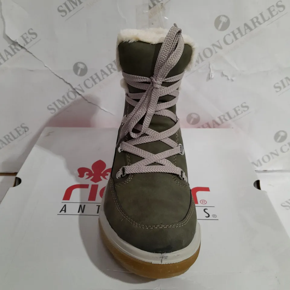 BOXED PAIR OF RIEKER WARM HIKING BOOTS, KHAKI - SIZE 7.5