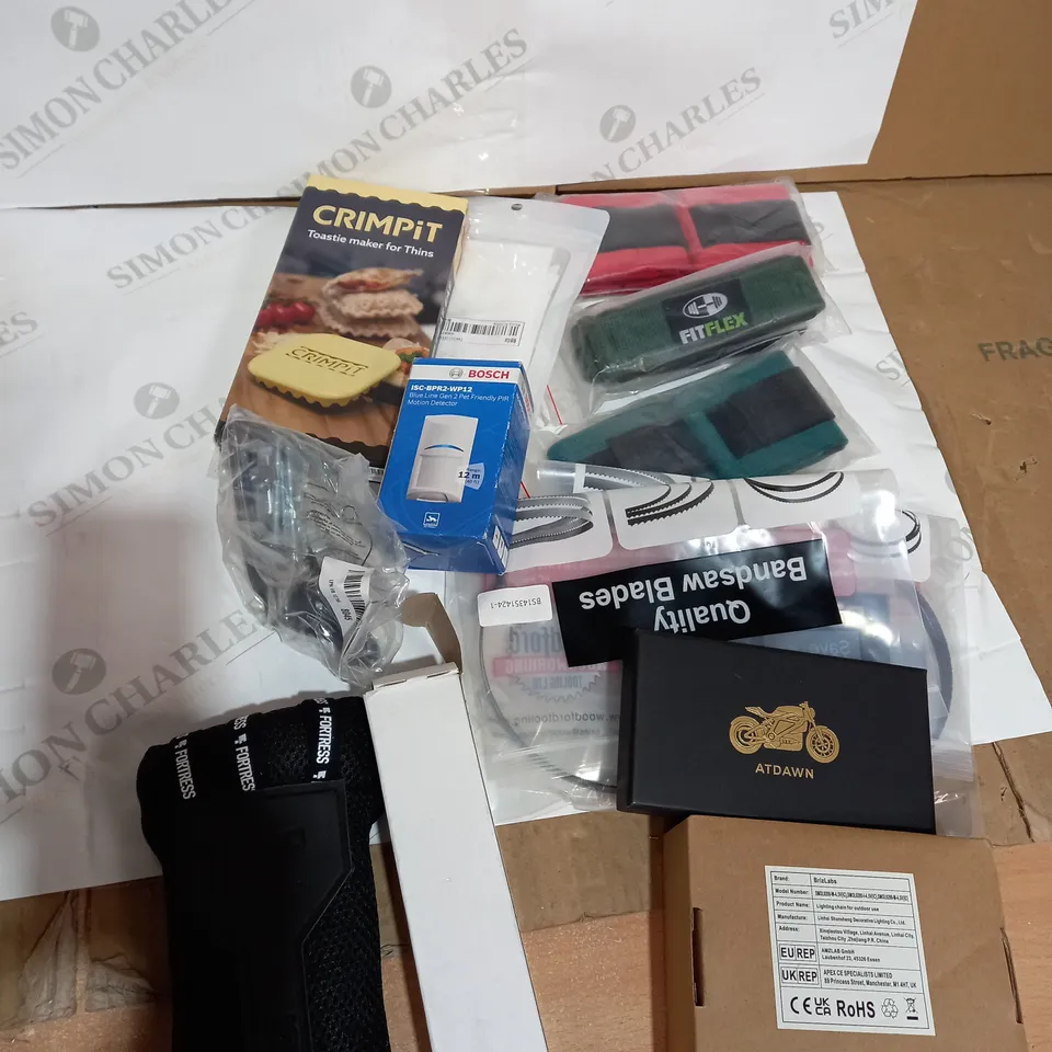 LOT OF 20 ASSORTED HOUSEHOLD ITEMS 