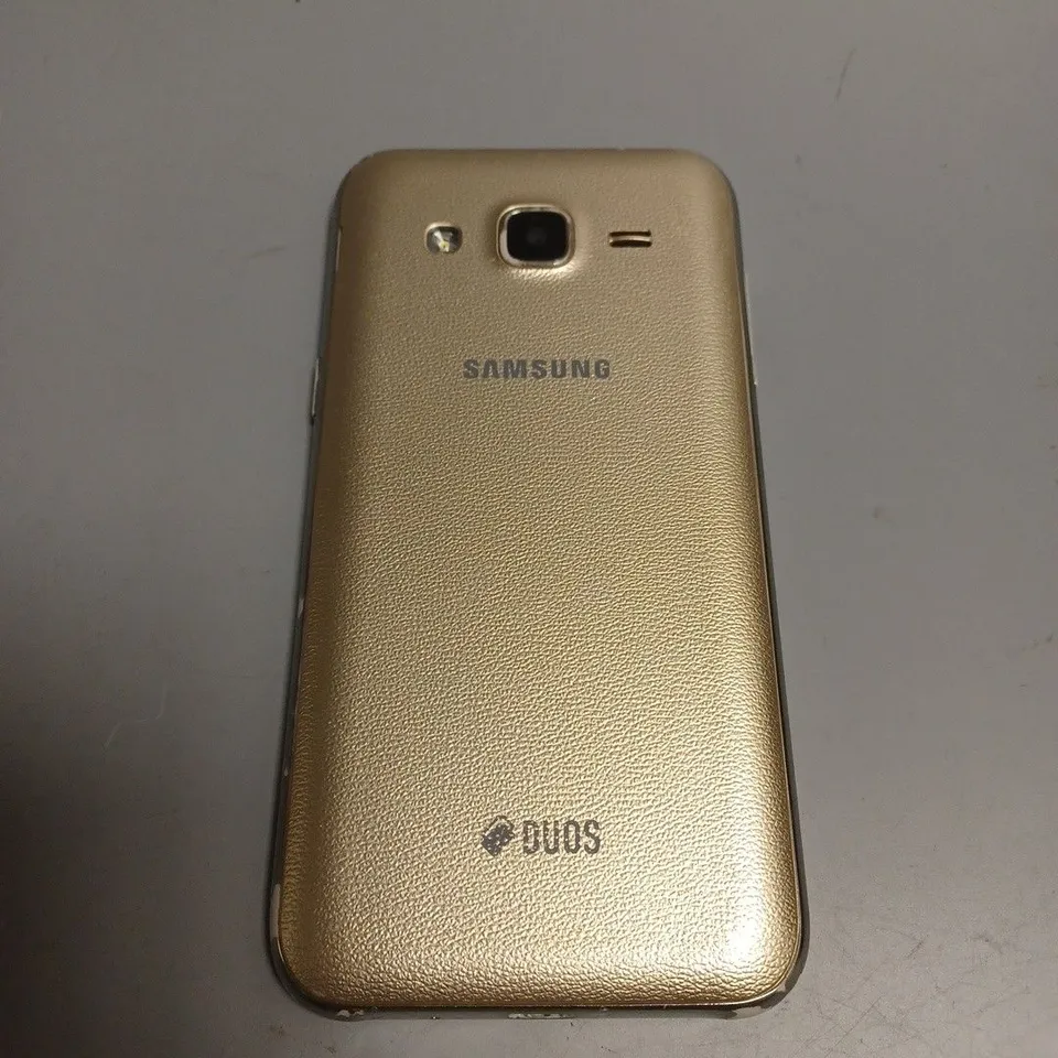 SAMSUNG GALAXY J2 SMARTPHONE 