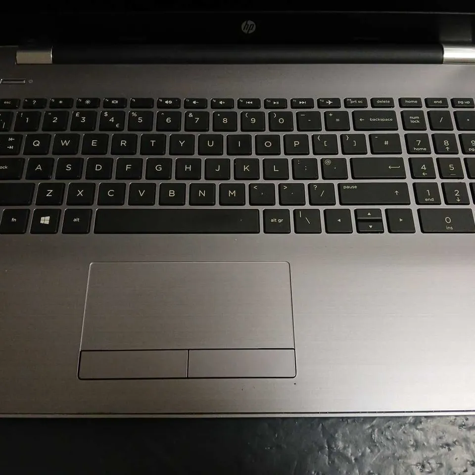 HP 250 G6 NOTEBOOK PC