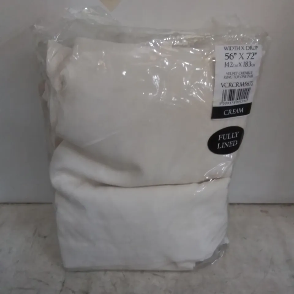 BAGGED NICKSON ROOM DARKENING EYELET CURTAINS - CREAM // SIZE: 142 X 183CM 