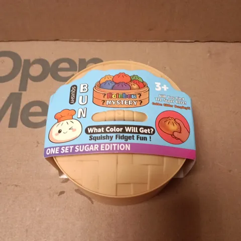 RAINBOW MYSTERY SQUISHY BUN MYSTERY BOX 