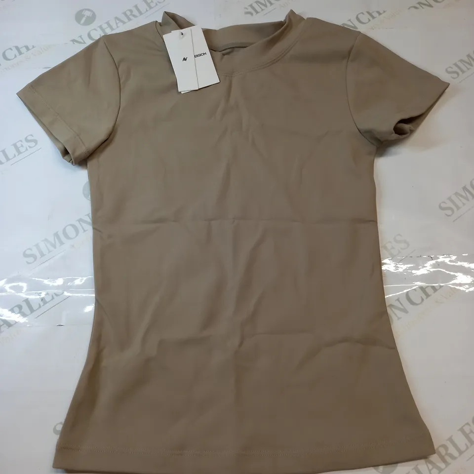 ANOTHER VERSION SPORTS TEE IN MINK SIZE XS