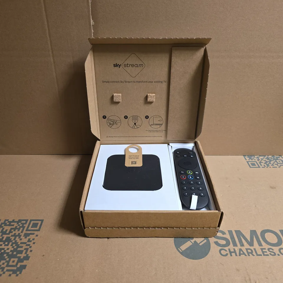 SKY IP061-EF-ANT STREAM PUCK