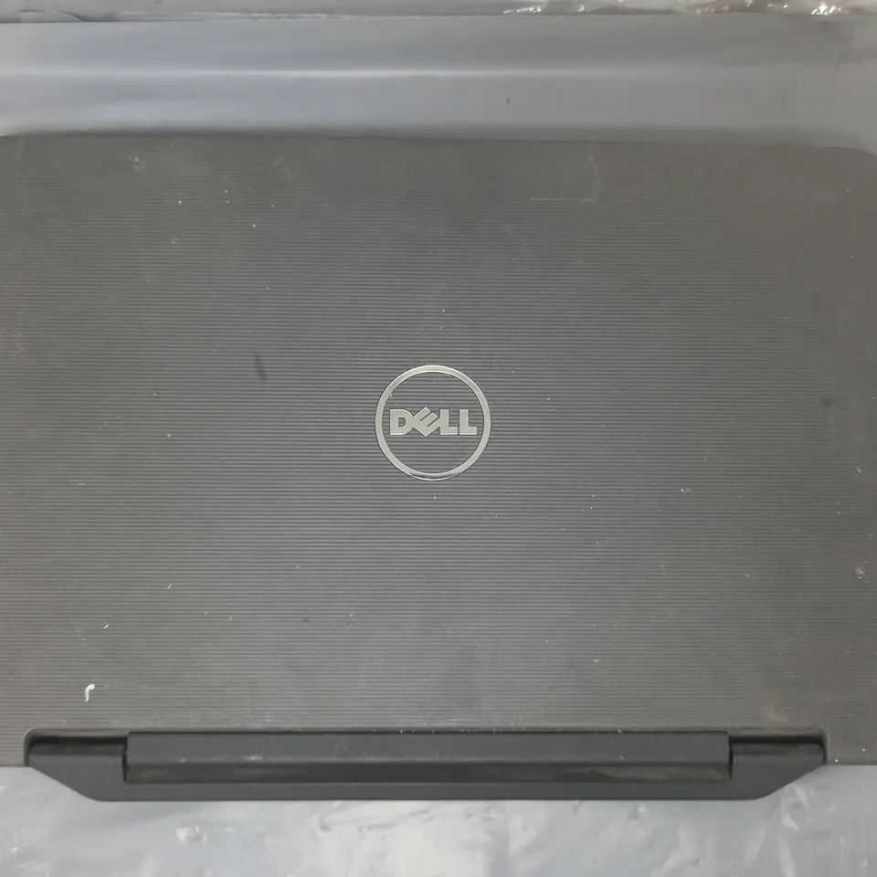 DELL VOSTRO 1540 15 INCH I3 M380 2.53GHZ