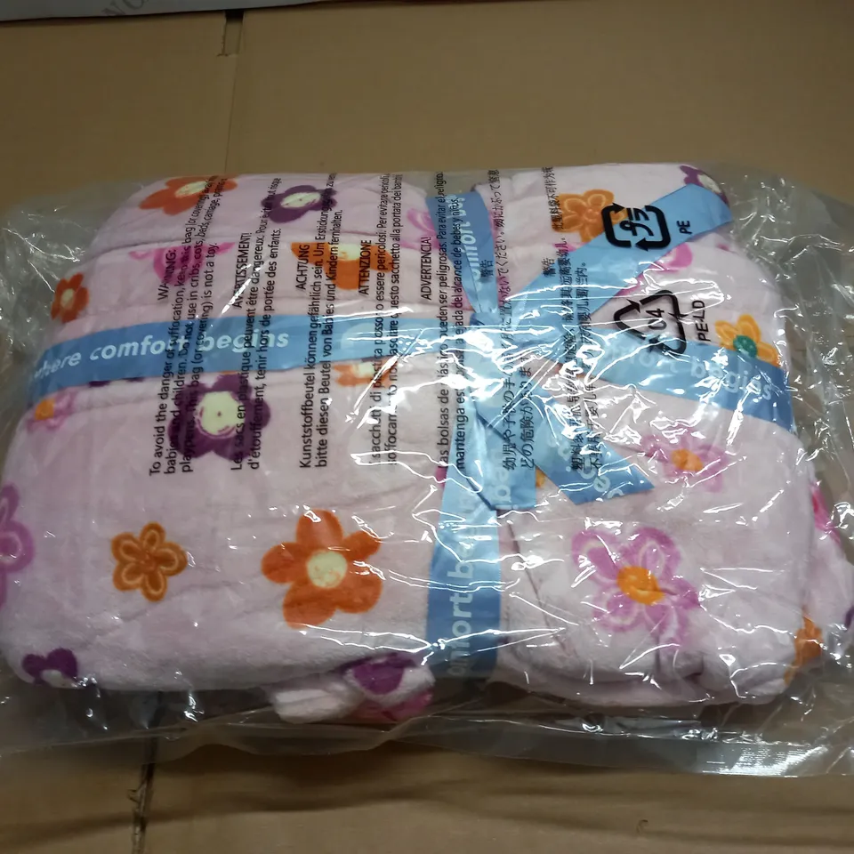 BAGGED OODIE PINK DRESSING GOWN - SIZE UNSPECIFIED