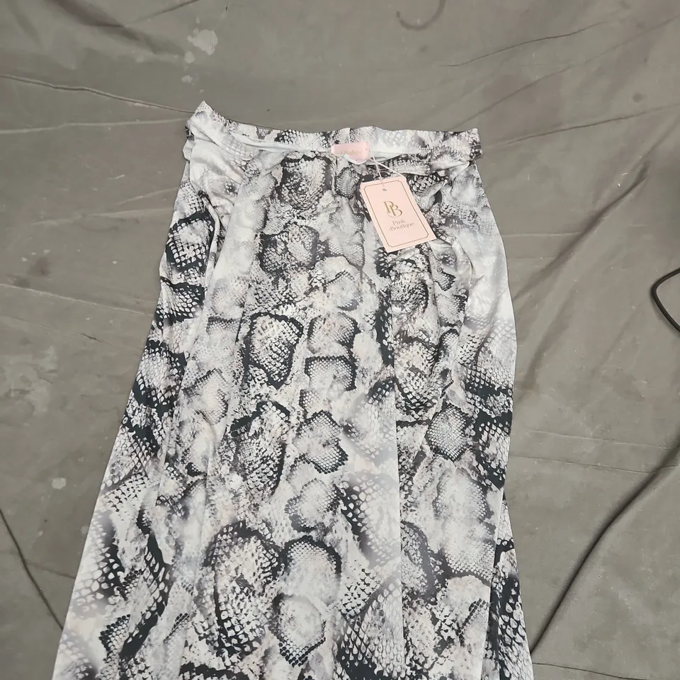 PINK BOUTIQUE GREY SNAKE PRINT SKIRT UK 14