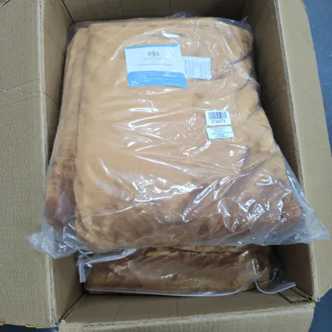 BOX OF APPROXIMATELY 6 HUSH HAVEN LUXURY FLANNEL BLANKETS