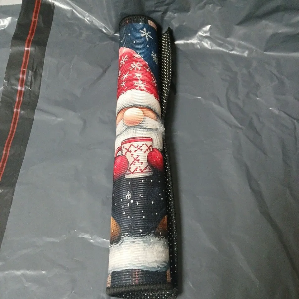 BOX OF APPROXIMATELY 15 ASSORTED HOUSEHOLD ITEMS INCLUDING FRESH SYSTEM STORAGE CONTAINER , OIL BURNER AND CHRISTMAS PLACE MAT 