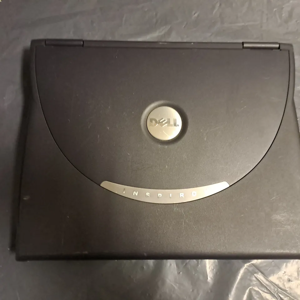 DELL PP01L INSPIRON LAPTOP