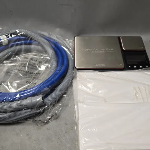 BOX OF APPROXIMATELY 8 ASSORTED BROKEN ITEMS TO INCLUDE - SALTER DIGITAL SCALE , A4 CARD ETC