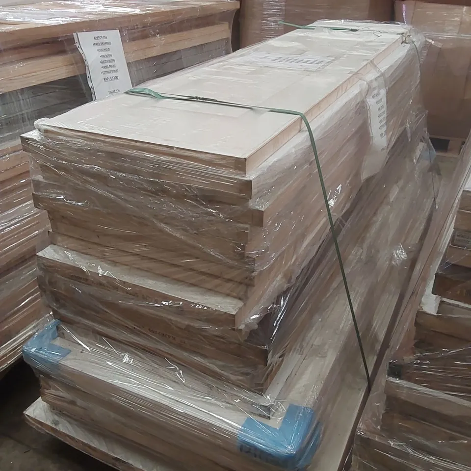 PALLET CONTAINING APPROXIMATELY 24x MIXED BRANDED HOUSEHOLD FIRE DOORS, GLAZED DOORS, PANEL DOORS, COTTAGE DOORS ECT
