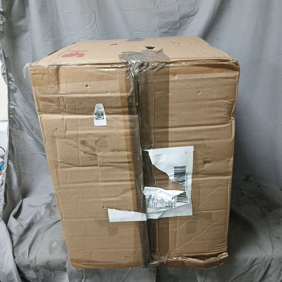 GARDEN REFLECTIONS COASTAL EDIT SEAHORSE BIRD BATH